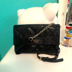Guess logo bag nwot